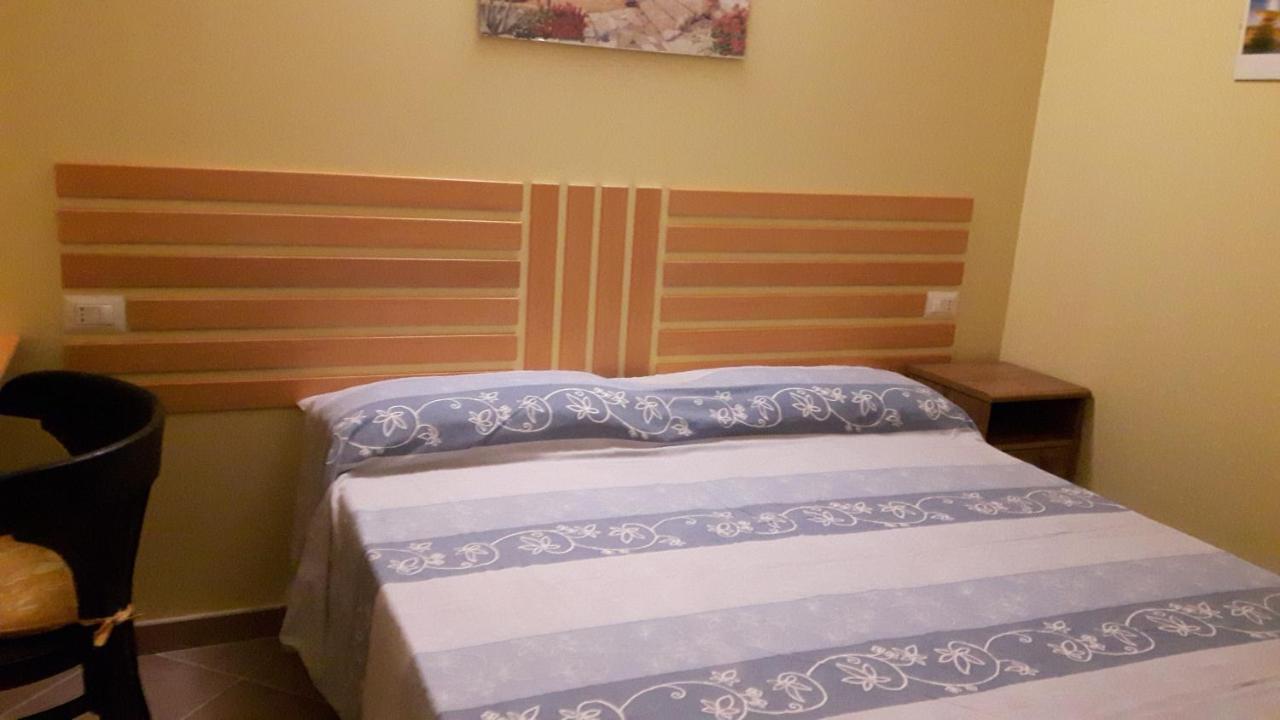 B&B La Villetta Rossa Anzio Exterior photo